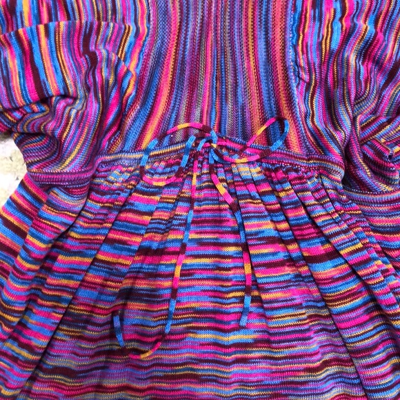 BCBG light knit butterfly top - Picture 2 of 4